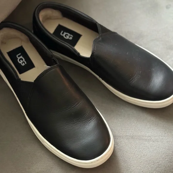 Ugg shoes - Picture 4 of 6